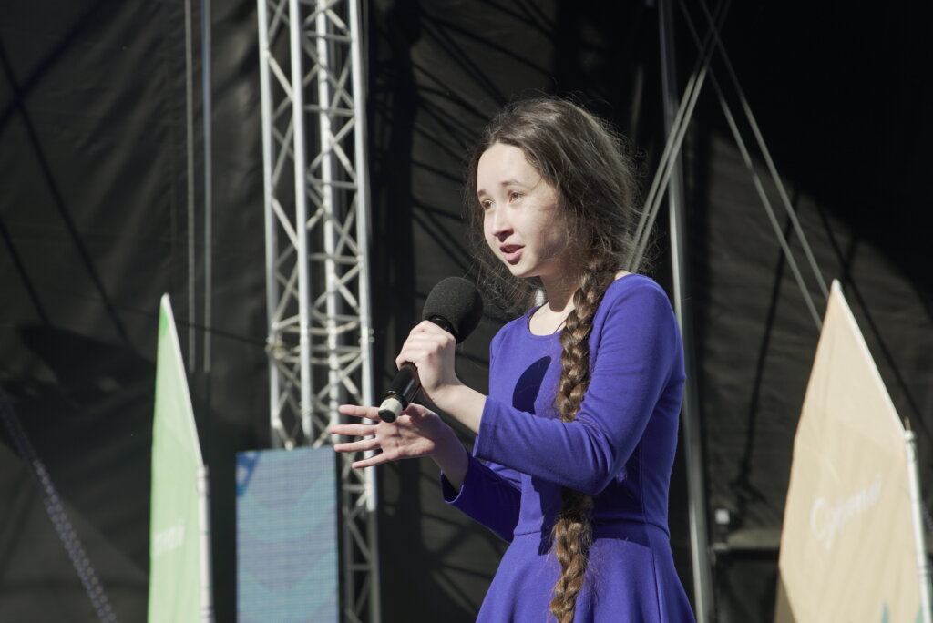 Школьница из Тверской области стала лучшей во Всероссийском конкурсе юных чтецов «Живая классика» Школьница из Тверской области стала лучшей во Всероссийском конкурсе юных чтецов «Живая классика»