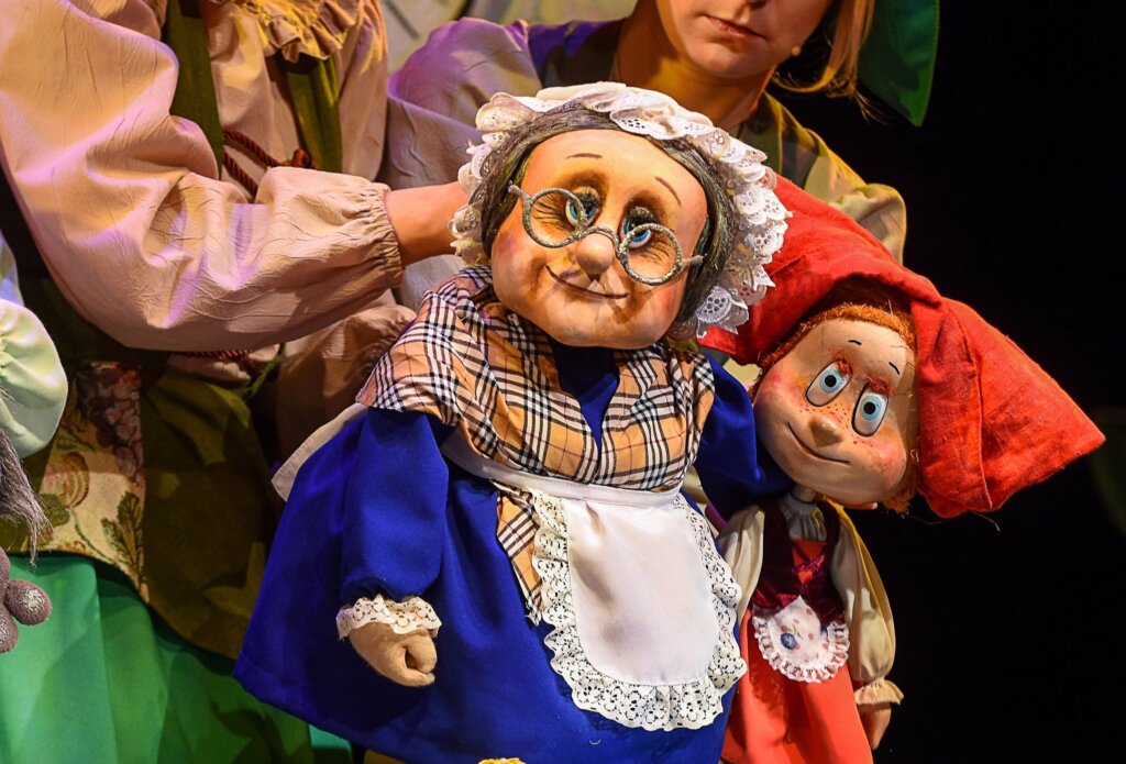 В Тверском театре кукол расскажут историю Красной Шапочки