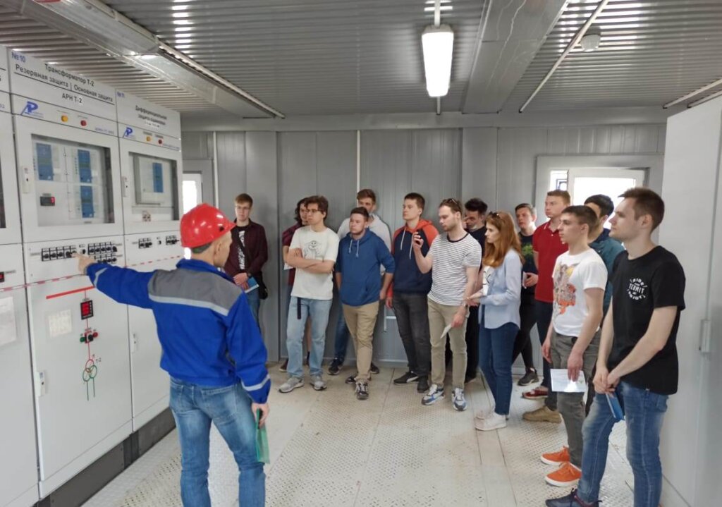 В Тверьэнерго прошёл День открытых дверей для студентов В Тверьэнерго прошёл День открытых дверей для студентов