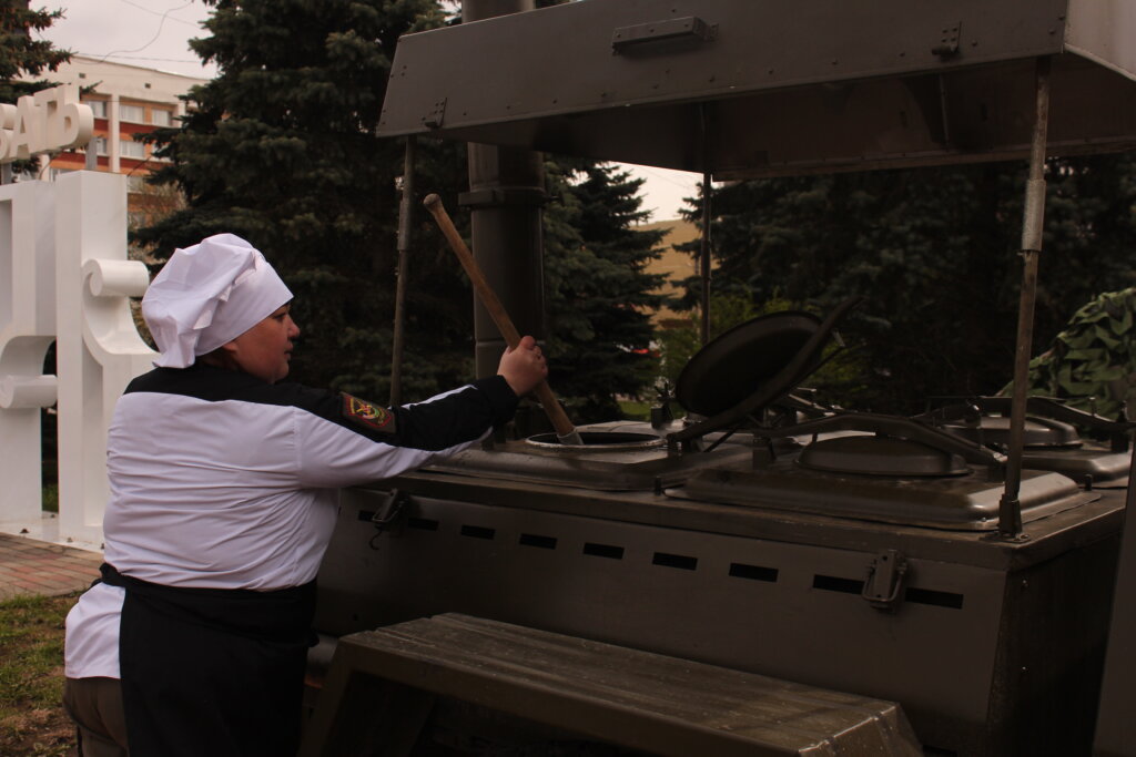 На железнодорожном вокзале Твери отметили праздник Великой Победы