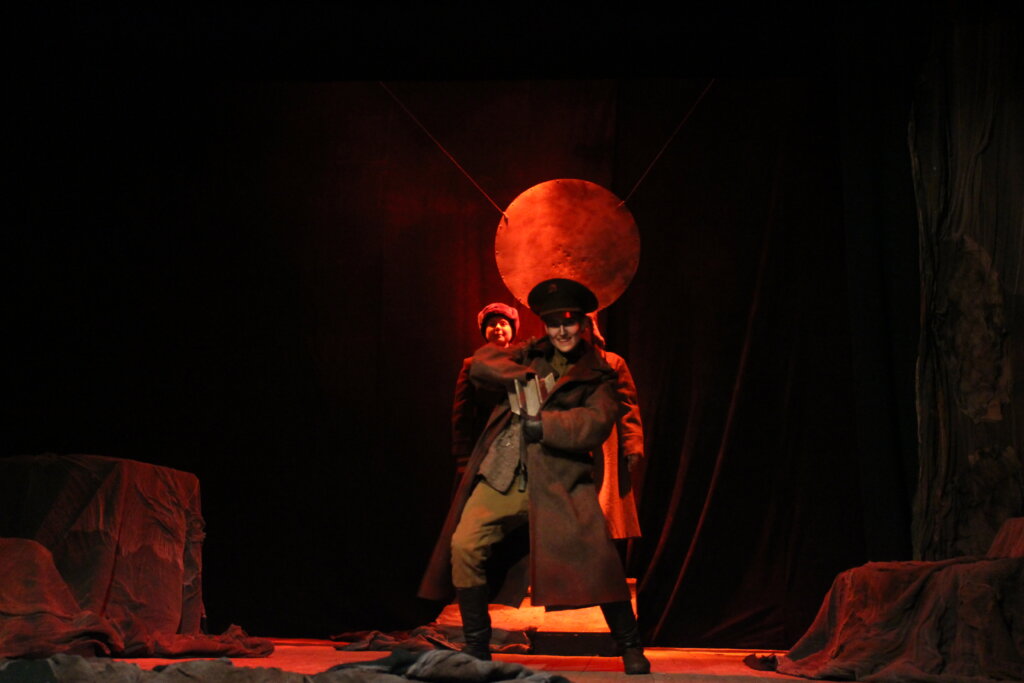 Студенты колледжа культуры приглашают на спектакль "Будь здоров, школяр!" Студенты колледжа культуры приглашают на спектакль "Будь здоров, школяр!"