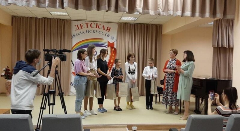 Фонд Владимира Спивакова наградил ржевских преподавателей Фонд Владимира Спивакова наградил ржевских преподавателей