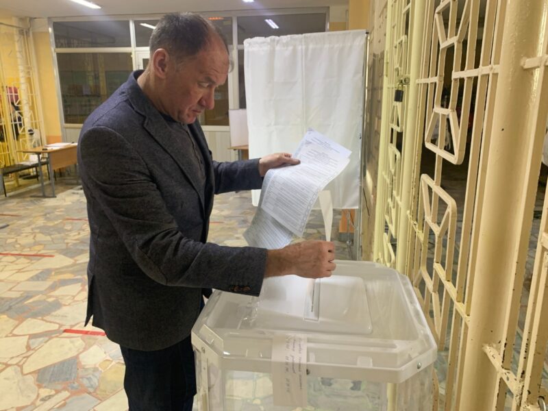 Депутаты Законодательного собрания Тверской области приняли участие в предварительном голосовании