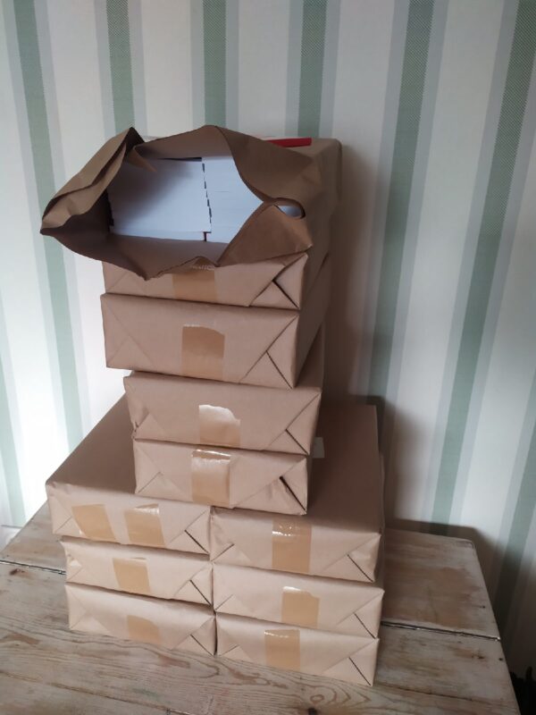 Первая рукопись, рассказы и стихи: Любовь Абракадаброва выпустила литературный сборник