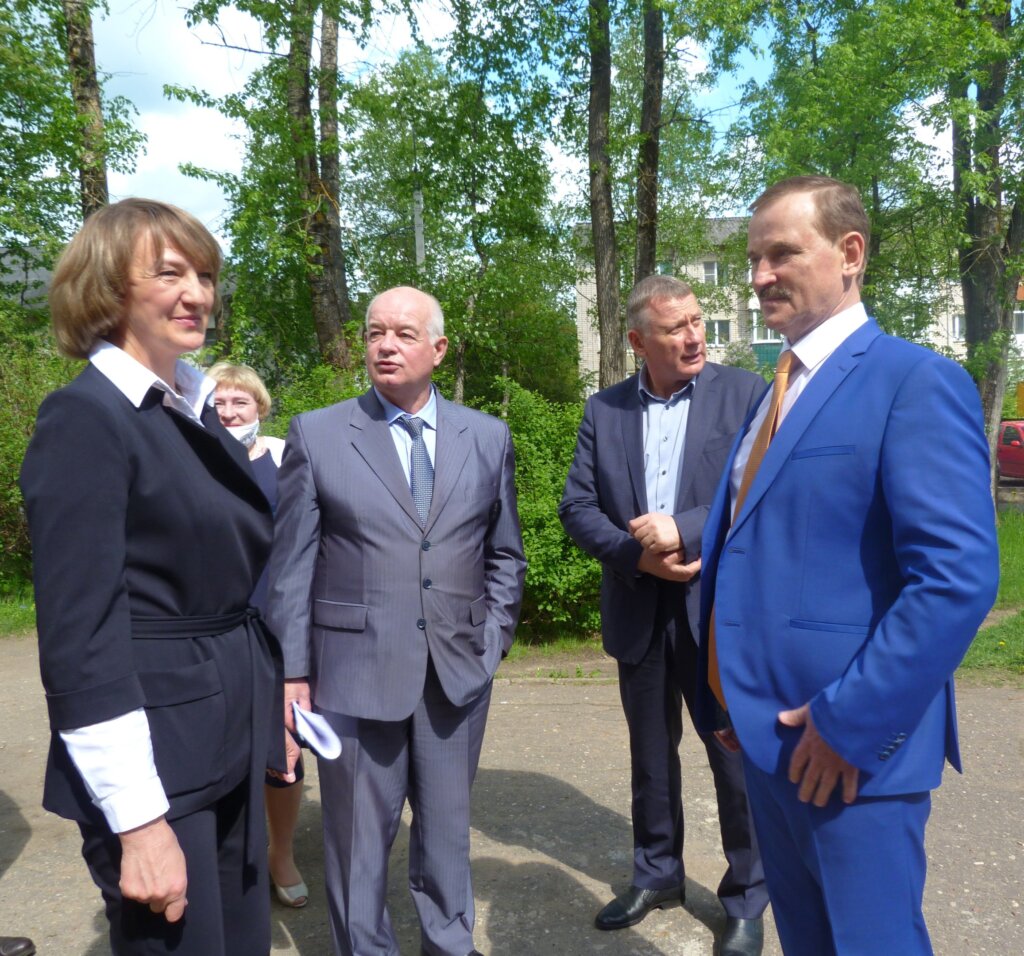 Депутаты обсудили отрасль образования в Нелидово