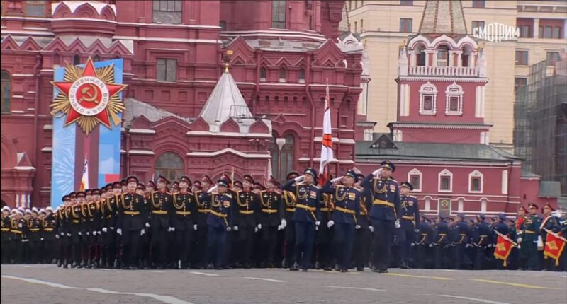 Фронтовик Спартак Андреевич Сычев, тверские суворовцы и курсантки ВКО приняли участие в Параде Победы в Москве