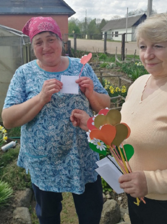 У жителей Андреапольского округа теперь есть сердца на палочке