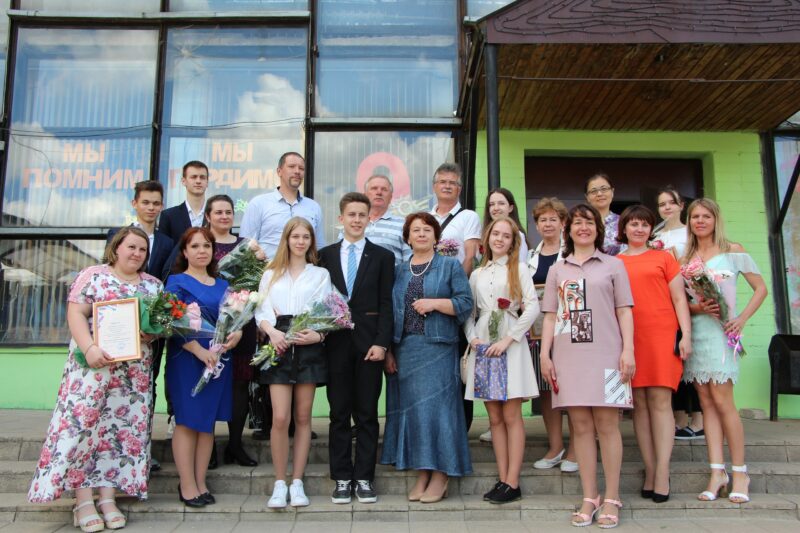 В Вышнем Волочке отметили лучших педагогов В Вышнем Волочке отметили лучших педагогов