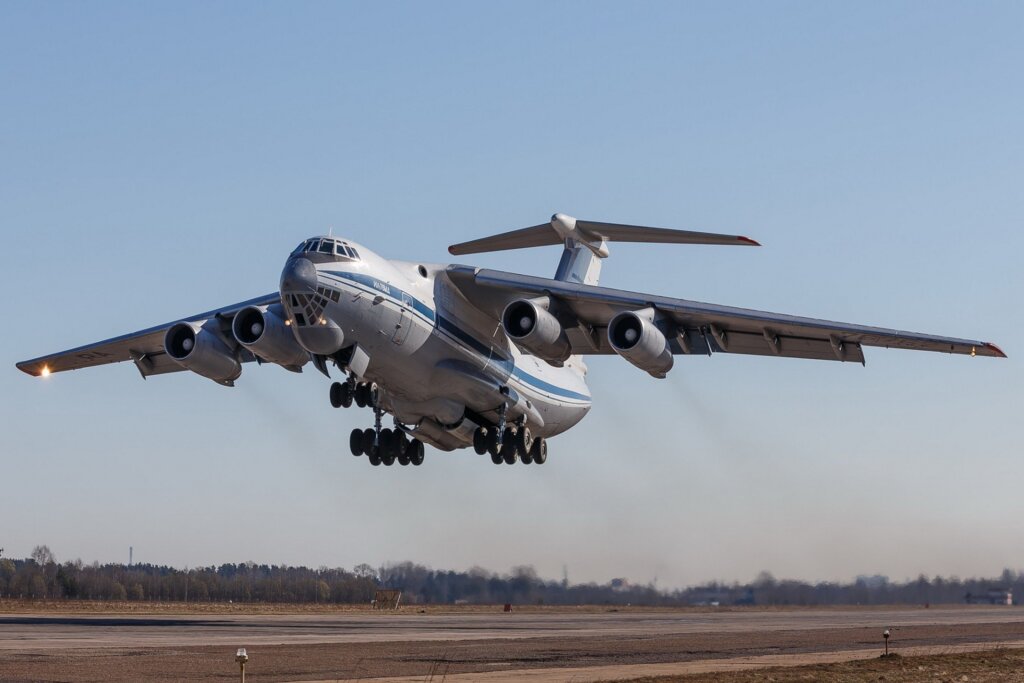 Будущие офицеры прошли лётную практику в небе над Тверской областью Будущие офицеры прошли лётную практику в небе над Тверской областью