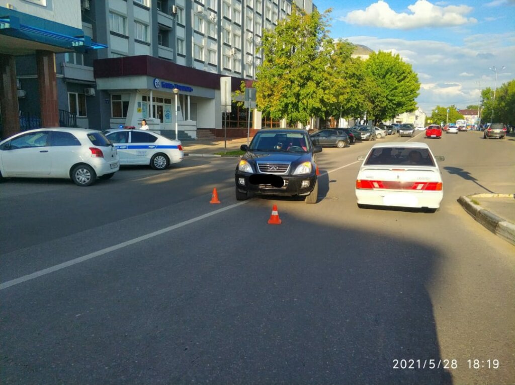 В Твери на улице Желябова сбили 18-летнюю девушку