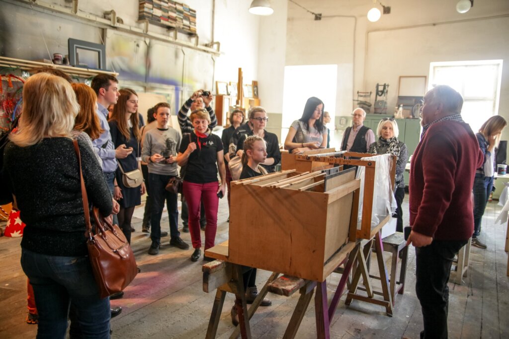 Тверской театр юного зрителя приглашает на экскурсию в закулисье