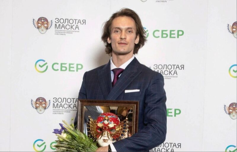 Возвращение к истокам: Артемий Беляков о работе над балетом "Жизель" Возвращение к истокам: Артемий Беляков о работе над балетом "Жизель"