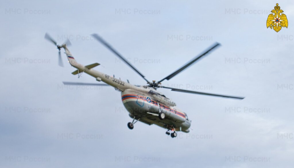 Пациента из Кимрского района доставили в Тверь на вертолете МЧС