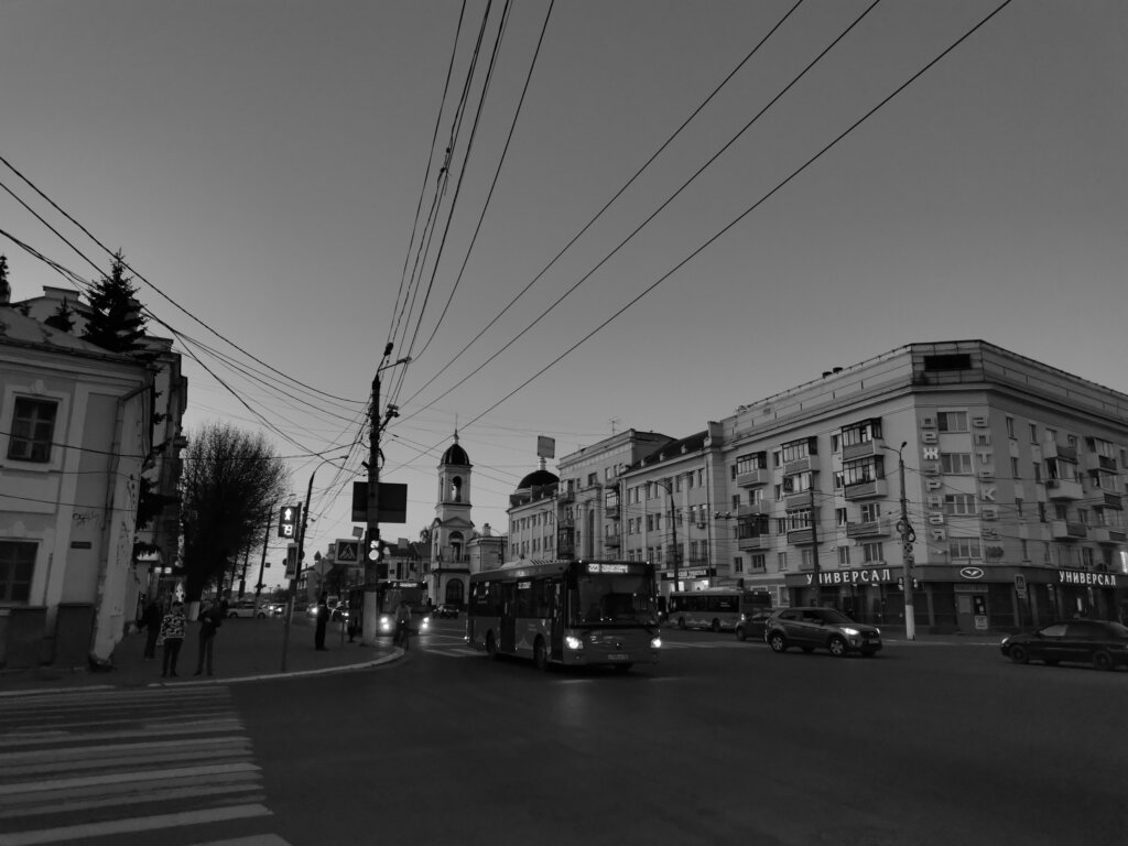 Тверской фотограф показал город в черно-белом цвете Тверской фотограф показал город в черно-белом цвете