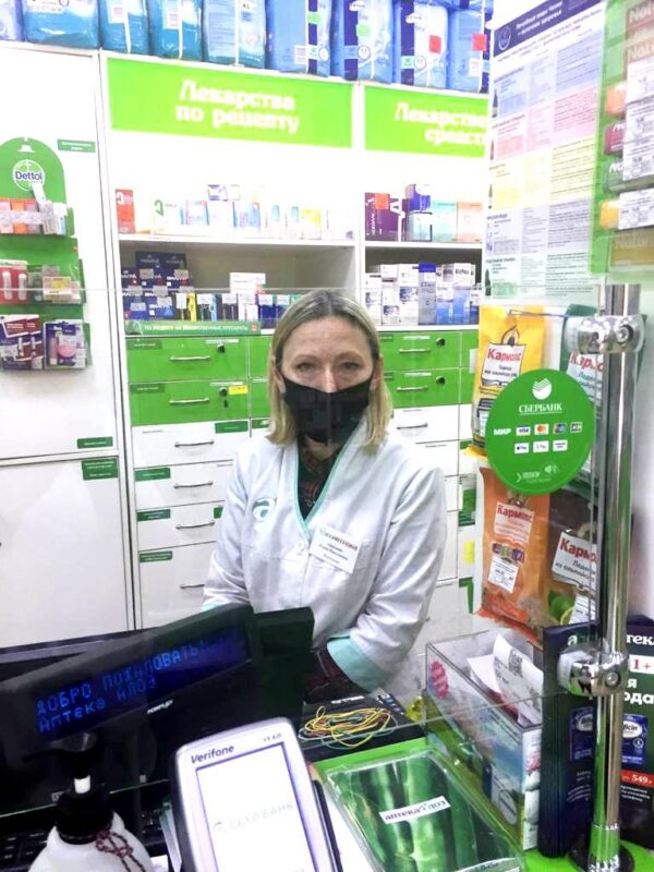 Фармацевт из Конаково рекомендует незамедлительно вакцинироваться от коронавируса Фармацевт из Конаково рекомендует незамедлительно вакцинироваться от коронавируса