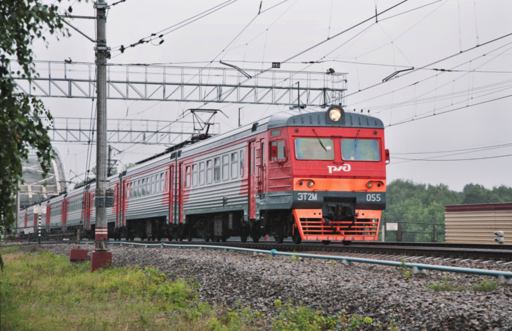 Пригородные поезда направления Тверь-Бологое курсируют по новому расписанию
