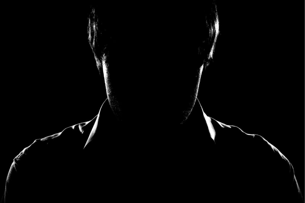 В Твери потеряли мужчину со шрамами