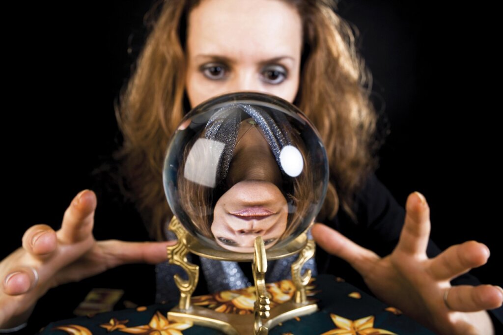 С жительницы Тверской области сняли не порчу, а два миллиона рублей С жительницы Тверской области сняли не порчу, а два миллиона рублей