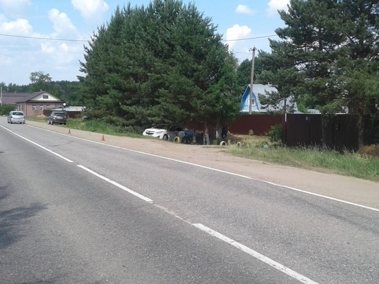 В Тверской области пострадал водитель авто, съехавшего в кювет В Тверской области пострадал водитель авто, съехавшего в кювет