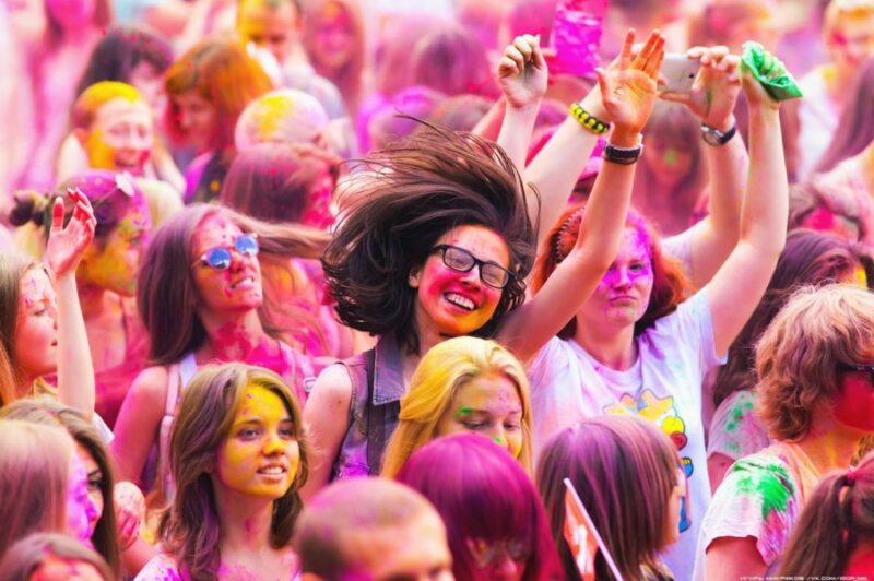 В Твери стартует фестиваль красок "ColorFest" В Твери стартует фестиваль красок "ColorFest"