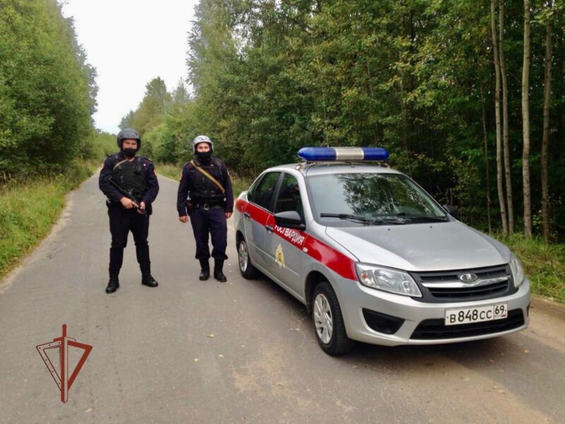 Росгвардейцы в Калязинском районе задержали магазинного грабителя Росгвардейцы в Калязинском районе задержали магазинного грабителя