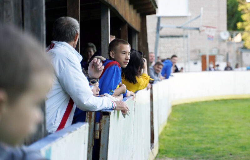 На товарищеском матче воспитанников Митинского детского дома и ФК «Тверь» побывал Игорь Руденя