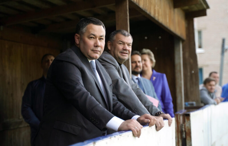 На товарищеском матче воспитанников Митинского детского дома и ФК «Тверь» побывал Игорь Руденя