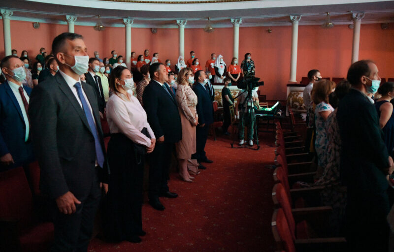 Губернатор Игорь Руденя вручил награды медицинским работникам Тверской области в преддверии профессионального праздника