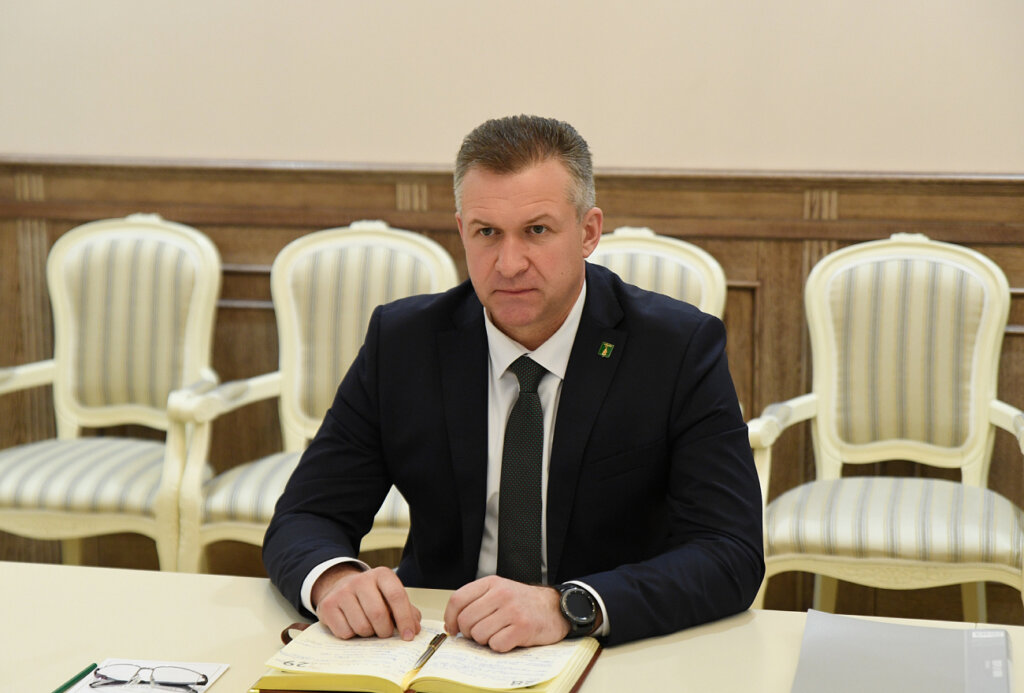 Главой Торопецкого округа избран Александр Бриж