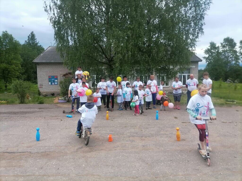 Спортивный праздник объединил семьи Ржевского района