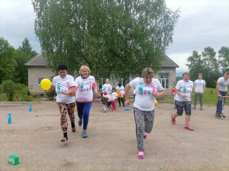 Спортивный праздник объединил семьи Ржевского района