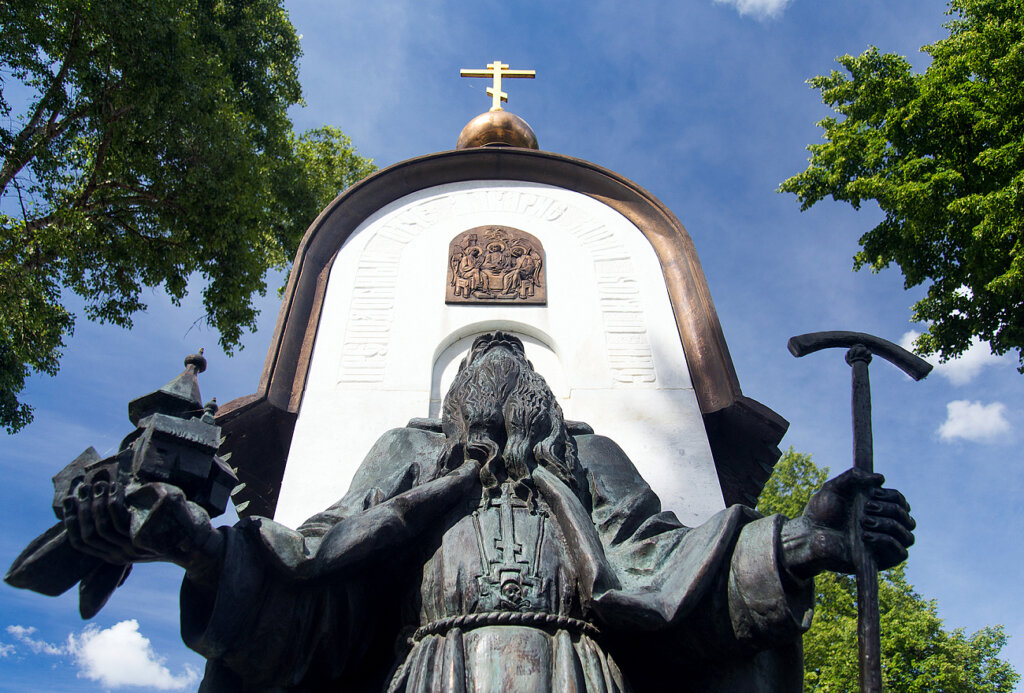 В Калязине 8 июня пройдут торжества в честь 500-летнего юбилея обретения мощей Макария Калязинского В Калязине 8 июня пройдут торжества в честь 500-летнего юбилея обретения мощей Макария Калязинского