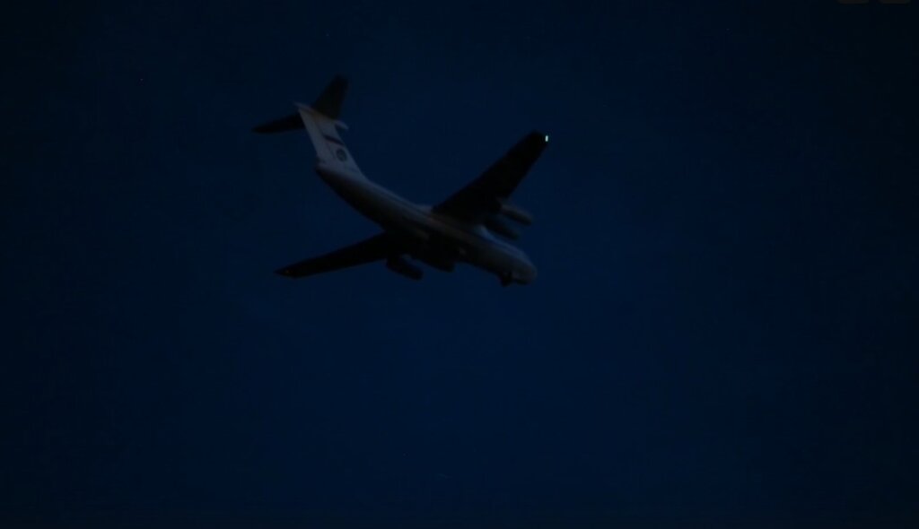 Тверские летчики под покровом ночи потренировались в пилотировании самолетов Ил-76