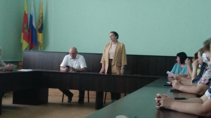 Юлия Саранова на встрече в Весьегонском МО обсудила сознание центра #Мывместе Юлия Саранова на встрече в Весьегонском МО обсудила сознание центра #Мывместе