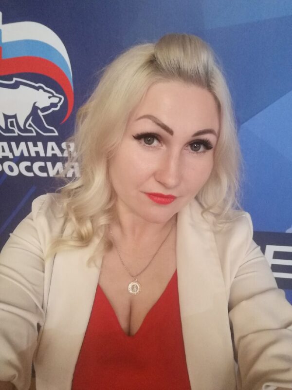 Татьяна Хрусталева: только сообща возможно преодолеть любые трудности Татьяна Хрусталева: только сообща возможно преодолеть любые трудности