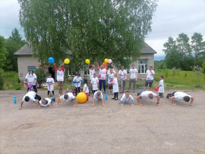 Спортивный праздник объединил семьи Ржевского района
