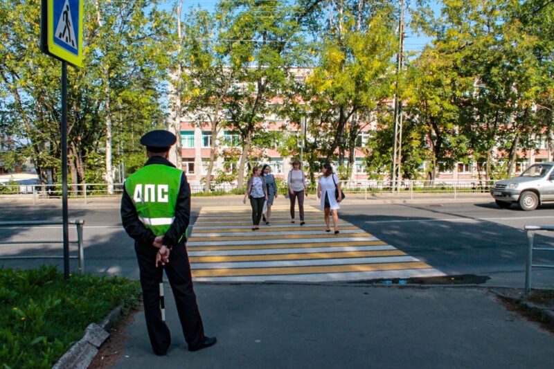 Губернатор Игорь Руденя поручил усилить в Тверской области работу по обеспечению безопасности дорожного движения Губернатор Игорь Руденя поручил усилить в Тверской области работу по обеспечению безопасности дорожного движения