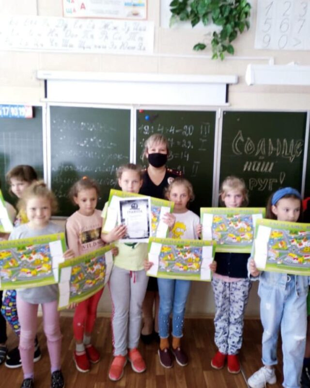 Ребята из пришкольного лагеря в Ржеве проверили свои знания ПДД Ребята из пришкольного лагеря в Ржеве проверили свои знания ПДД