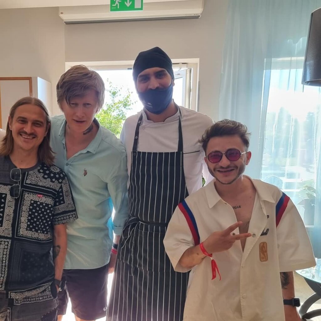 Рейв-группа Little Big провела выходные в Завидово Тверской области