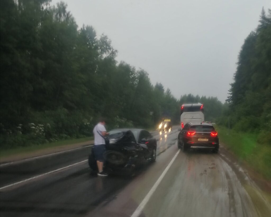 На Старицком шоссе произошло еще одно ДТП На Старицком шоссе произошло еще одно ДТП