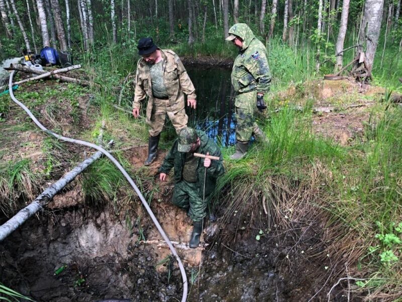 В Тверской области нашли место, куда упал советский бомбардировщик В Тверской области нашли место, куда упал советский бомбардировщик