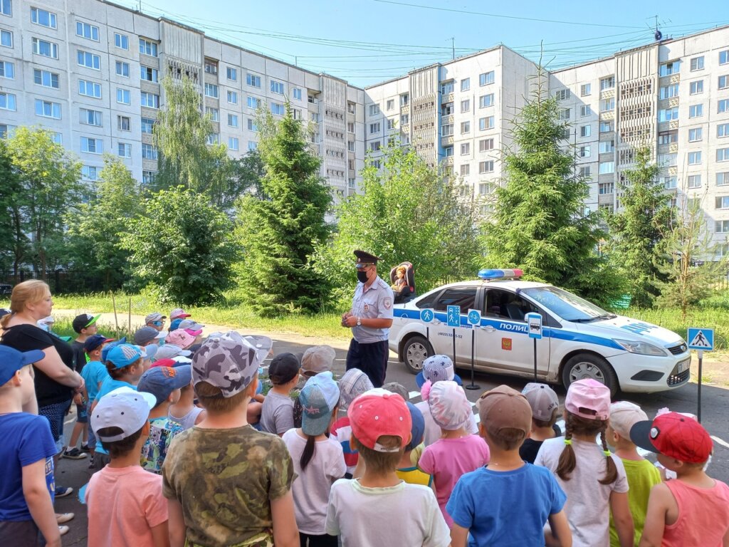 Тверская Госавтоинспекция провела профилактическое мероприятие для дошкольников Тверская Госавтоинспекция провела профилактическое мероприятие для дошкольников