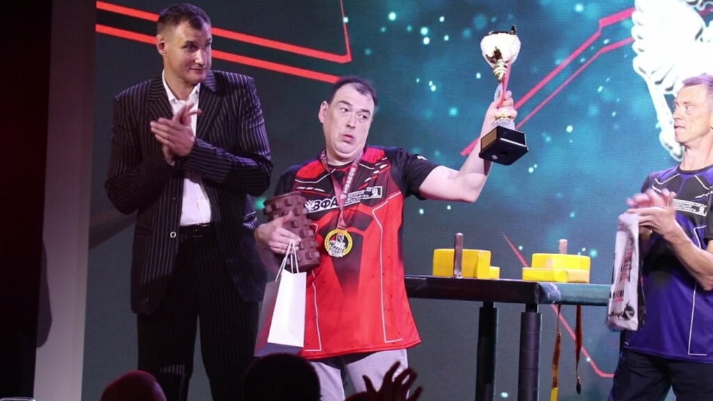 Уроженец Тверской области стал победителем в соревнованиях по армрестлингу Уроженец Тверской области стал победителем в соревнованиях по армрестлингу