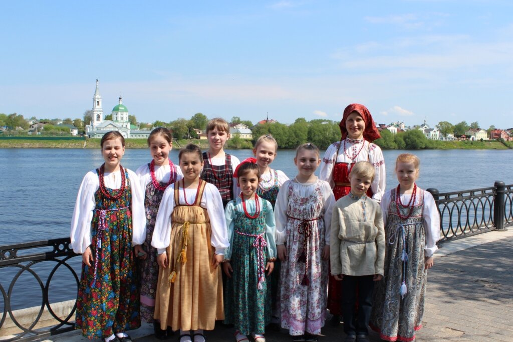 Тверские фольклорные коллективы приняли участие в «Июньской карусели»