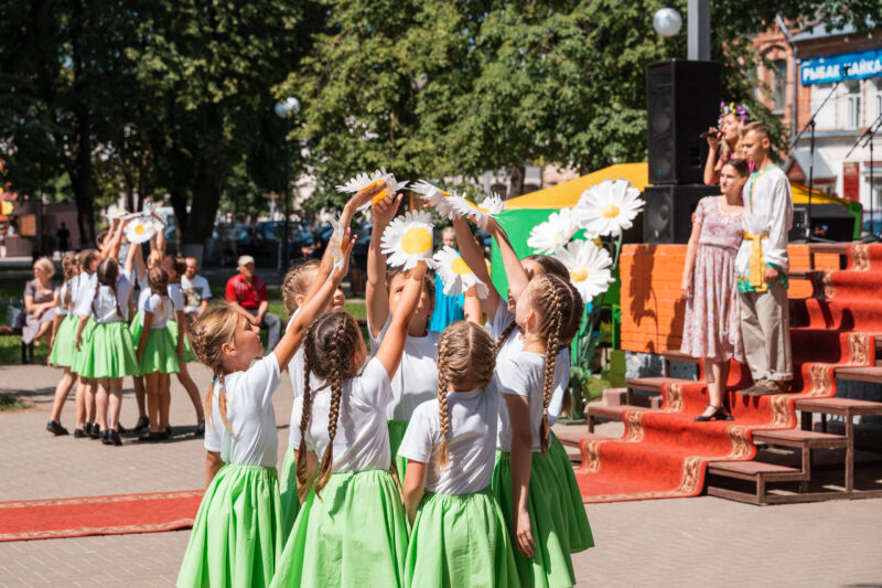 Супружеские пары из Тверской области наградили медалью «За любовь и верность»