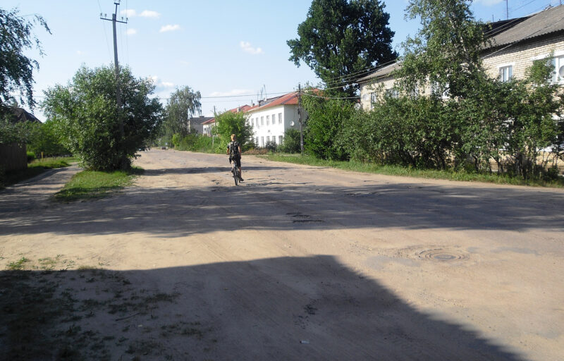 В Калязине отремонтируют дорогу к школе В Калязине отремонтируют дорогу к школе