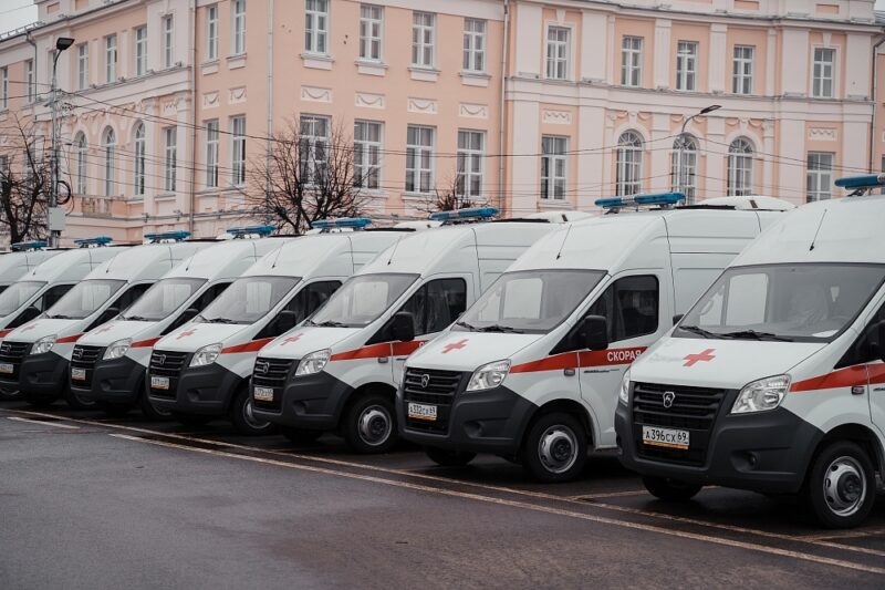 Автопарк Тверской области пополнится новыми школьными автобусами и машинами скорой помощи Автопарк Тверской области пополнится новыми школьными автобусами и машинами скорой помощи