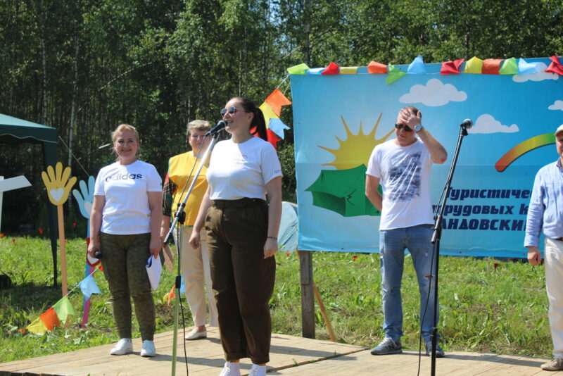 «Сандовские рассветы» встретила Юлия Саранова на одноимённом фестивале работающей молодежи