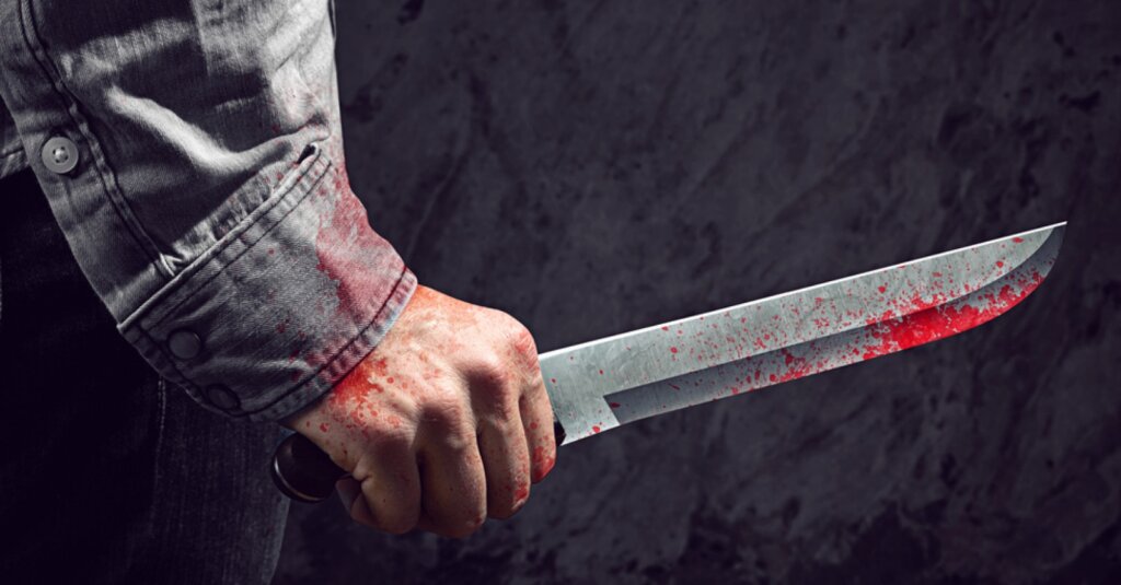 В Тверской области мужчина зарезал приятеля во время ссоры В Тверской области мужчина зарезал приятеля во время ссоры