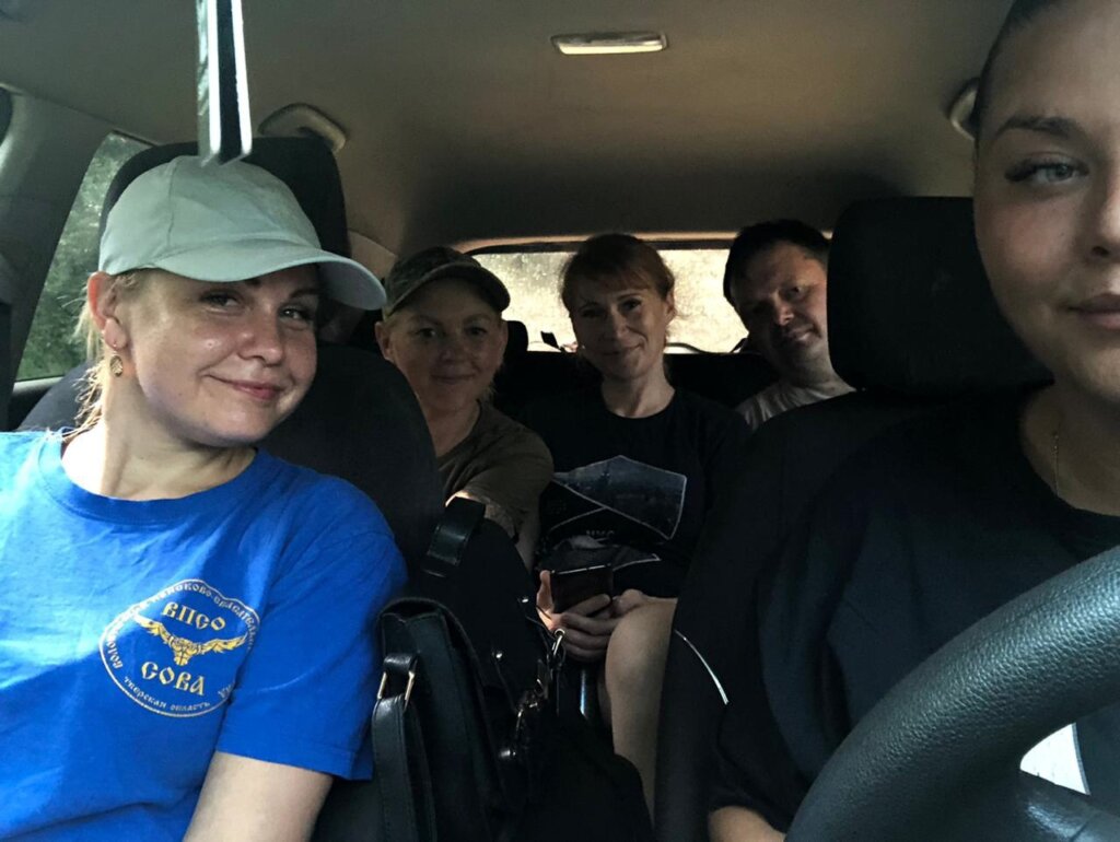 В Тверской области волонтеры помогли пропавшей бабушке вернуться домой